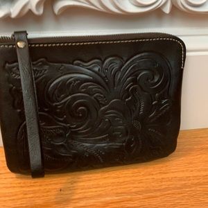 Patricia Nash wristlet